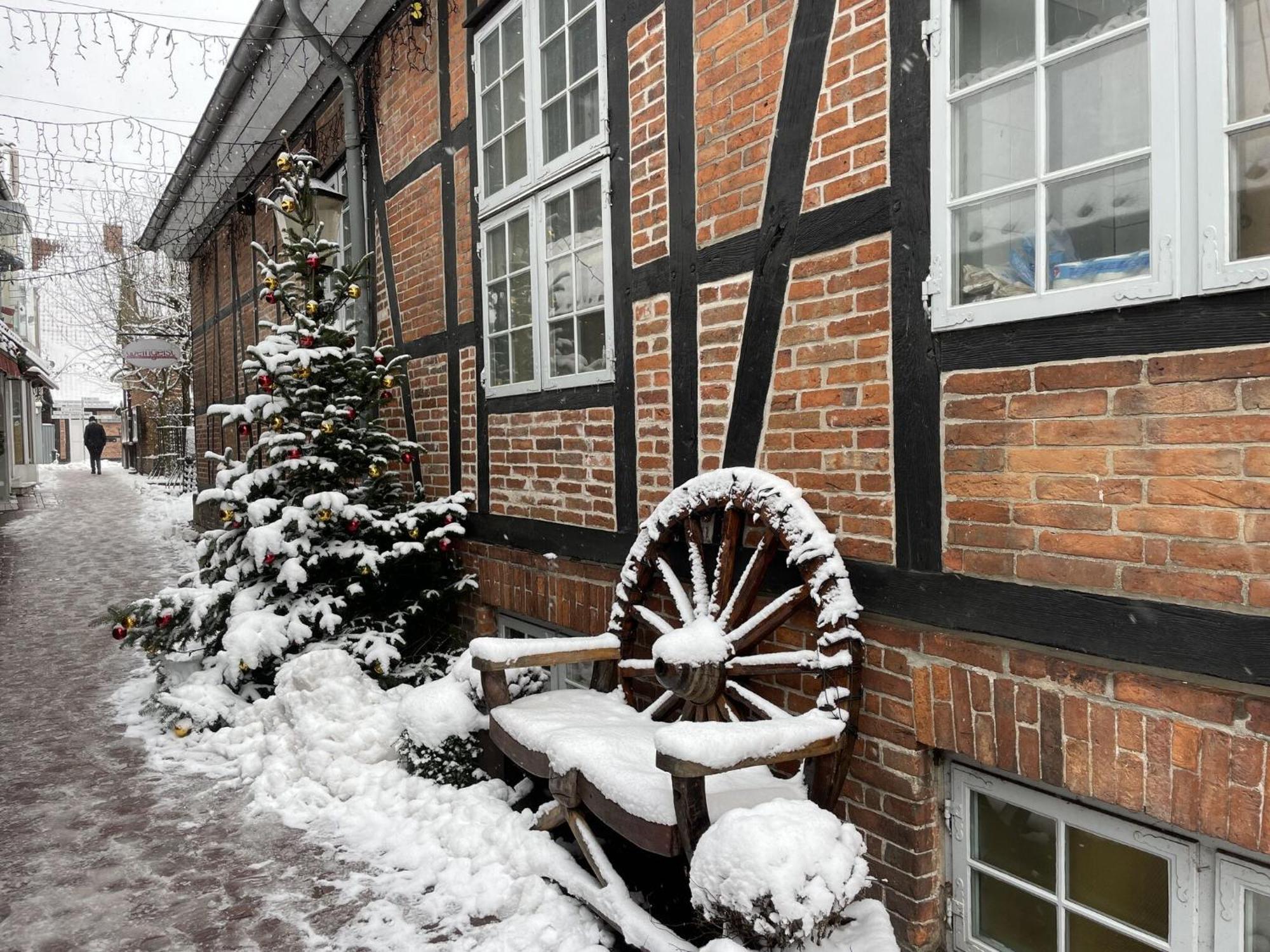 Flat In Eutin On The Kleiner Eutiner See Lake Exteriör bild